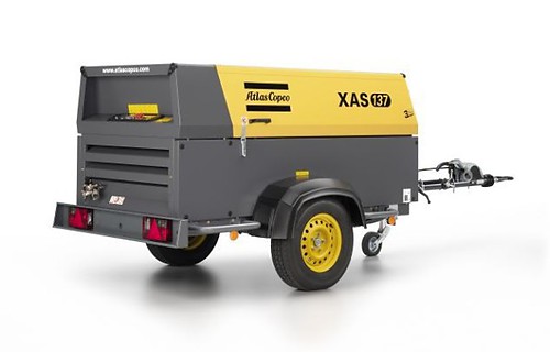 Дизельный компрессор Atlas Copco XAS 137 Dd со встроенным генератором 220/380 В